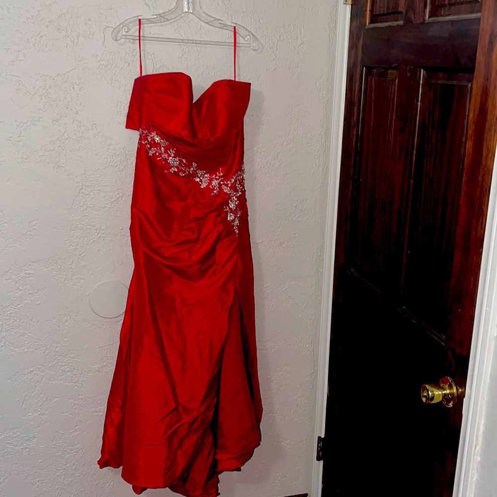 Beautiful RED DRESS